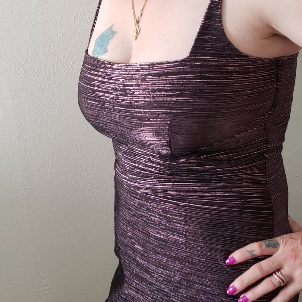 Long body contour shimmer dress